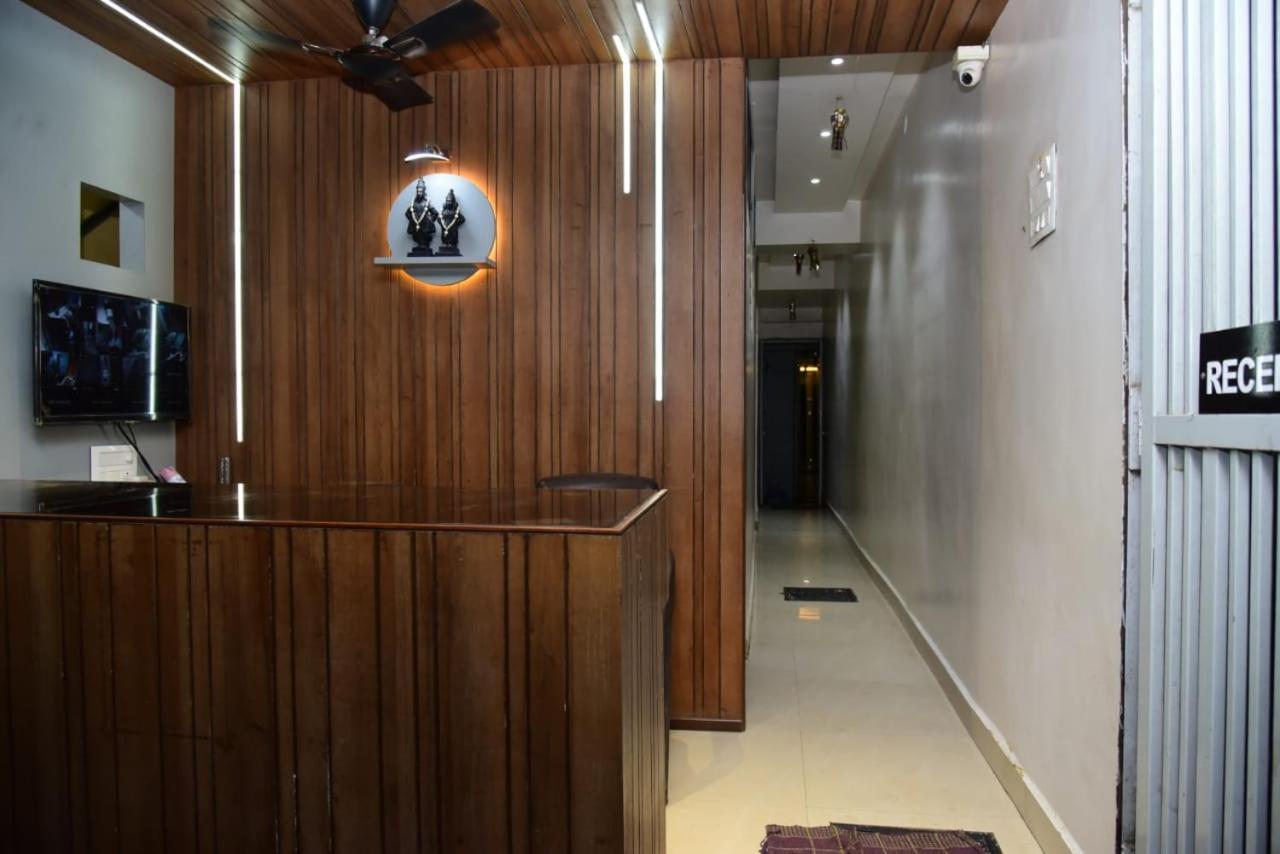 Nivant Lodge โซลาปูร์ ภายนอก รูปภาพ